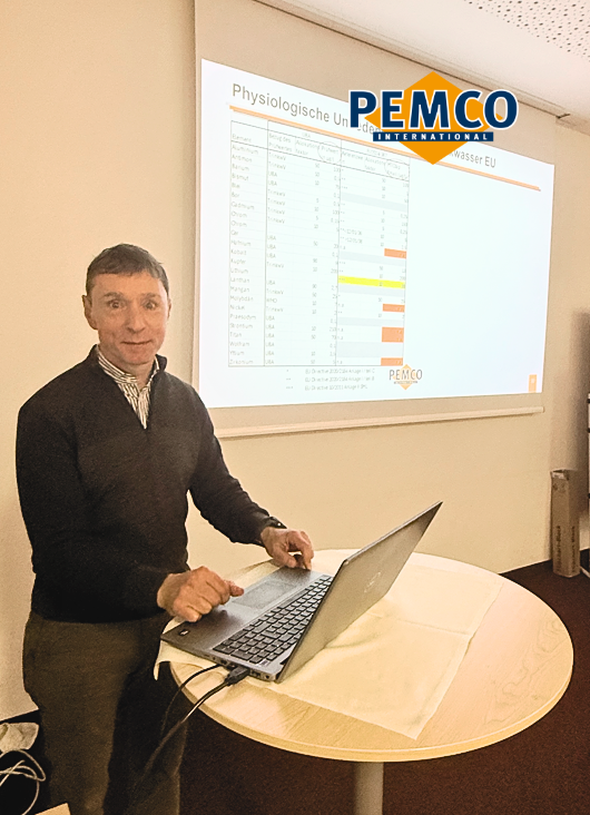 Koen Lips presenting at the Austrian ÖEV Hauptsammlung